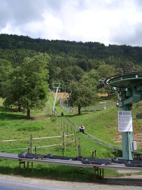 upic102709