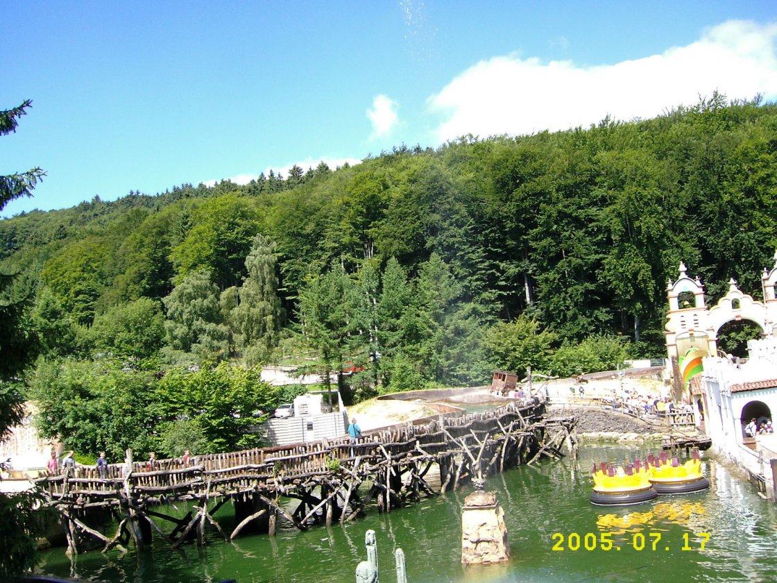 upic126480