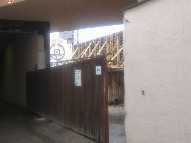 upic126835