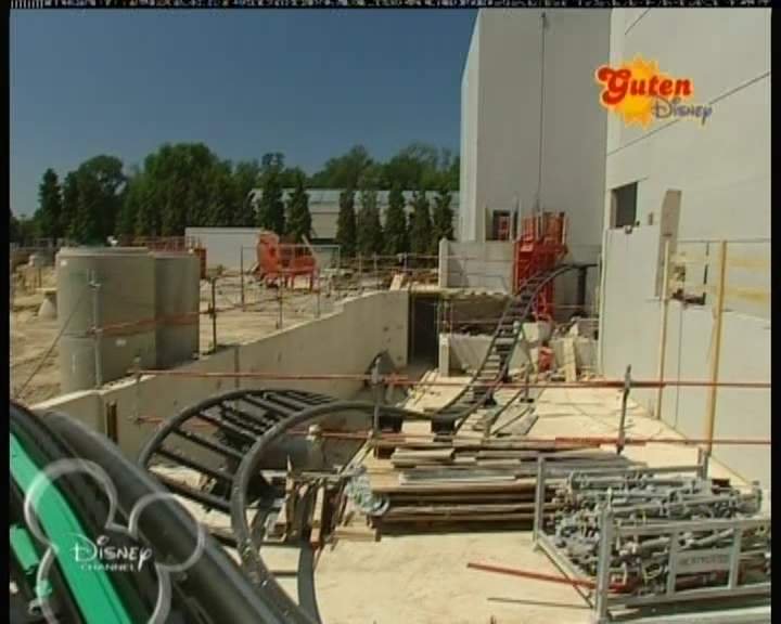 upic128640