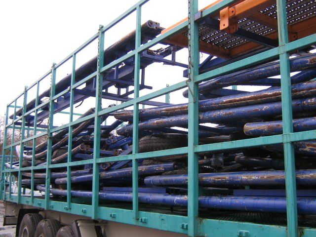 upic130082