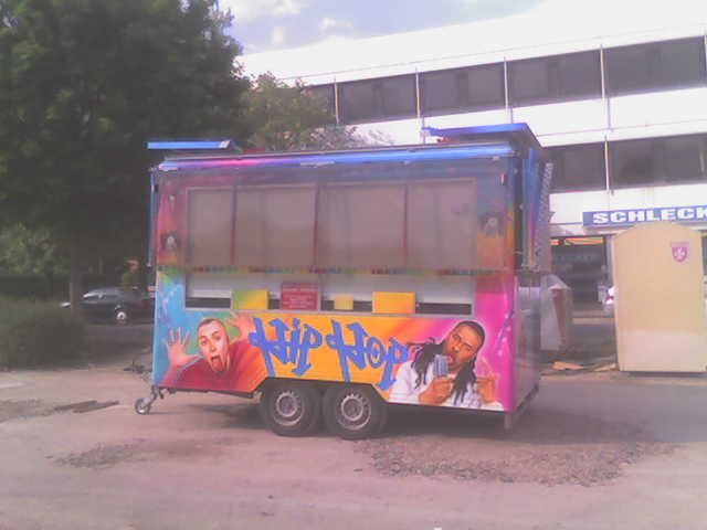 upic140692