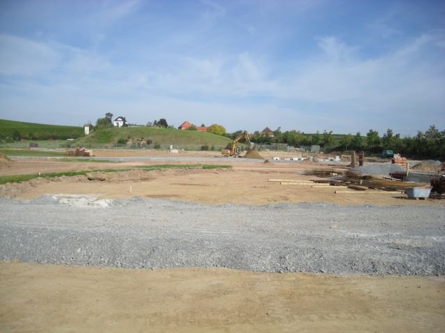 upic177790