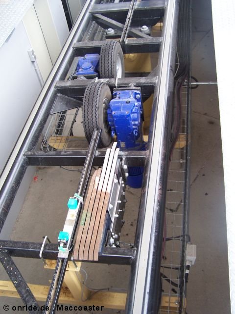 upic227758