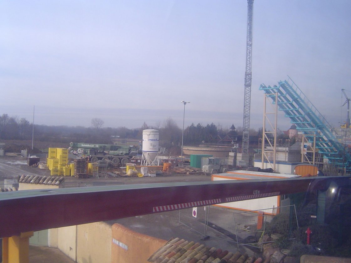 upic2704