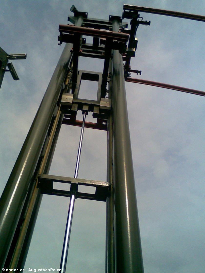 upic296105