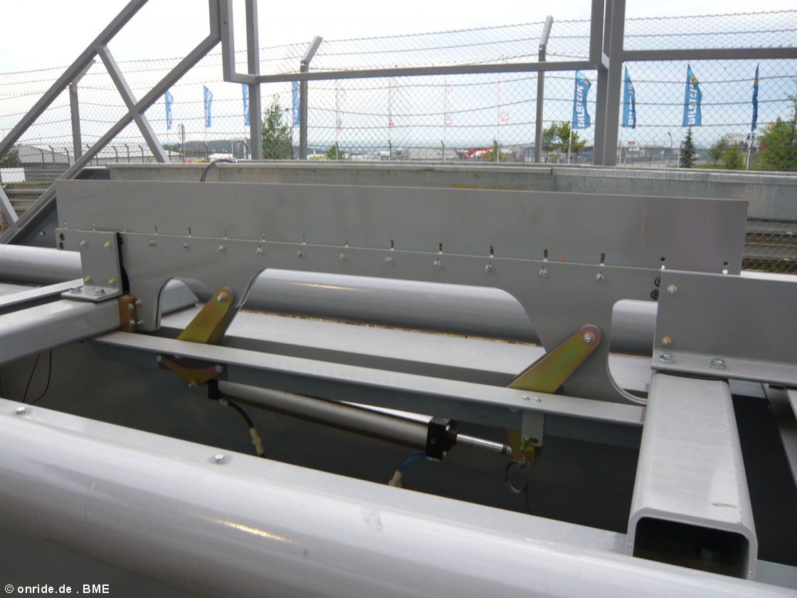 upic302035