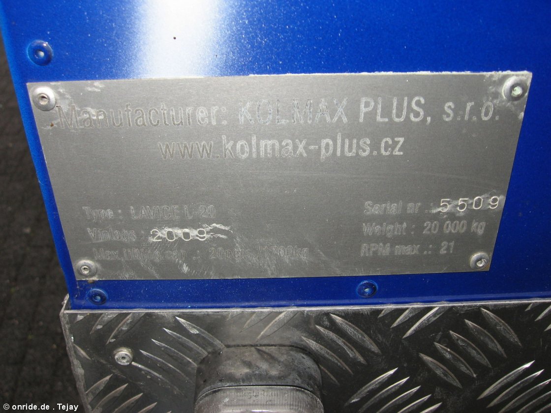 upic304003