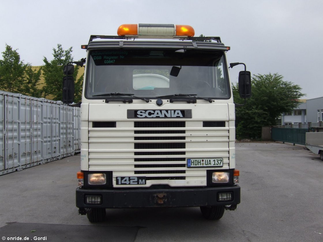 upic311581