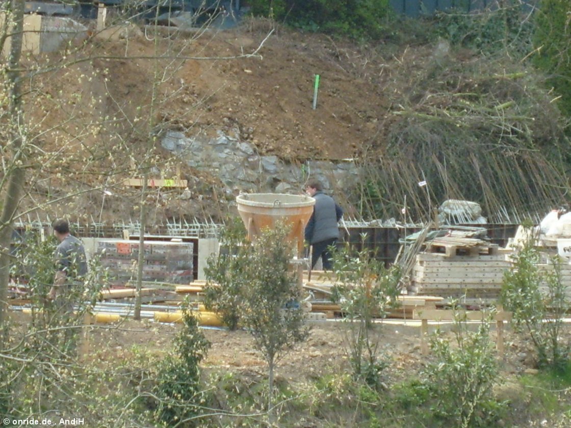 upic352472