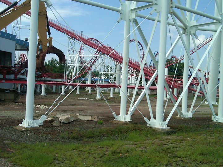 upic370049