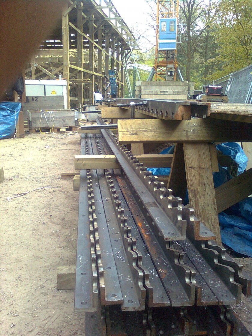 upic376610
