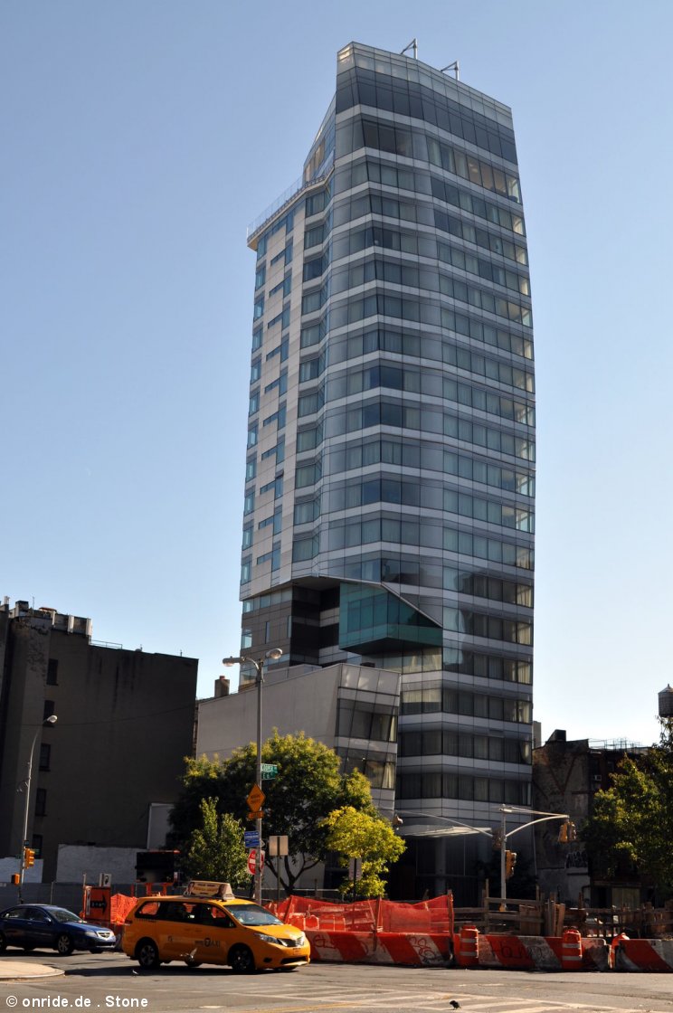 upic413904