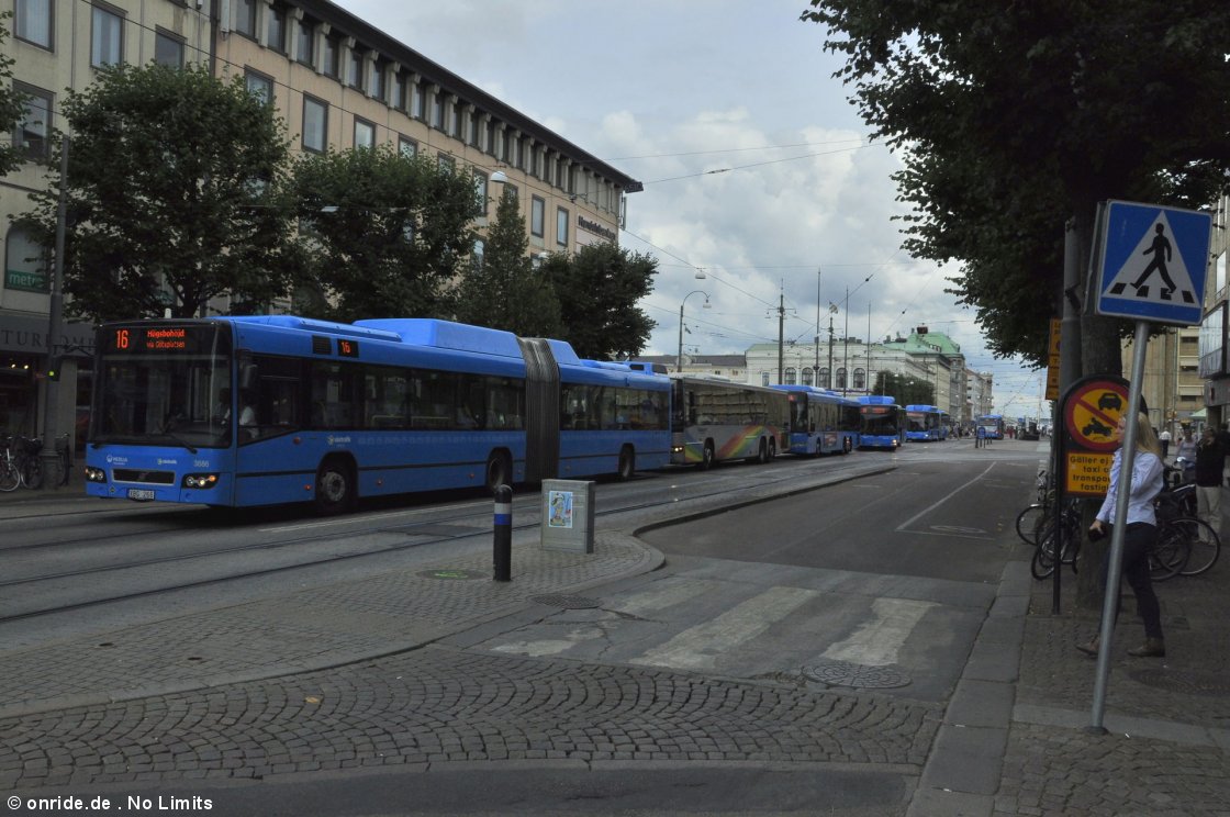 upic480717
