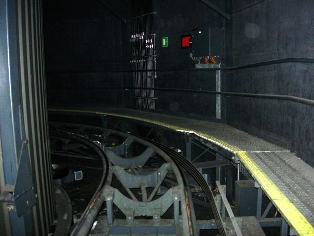 upic48758