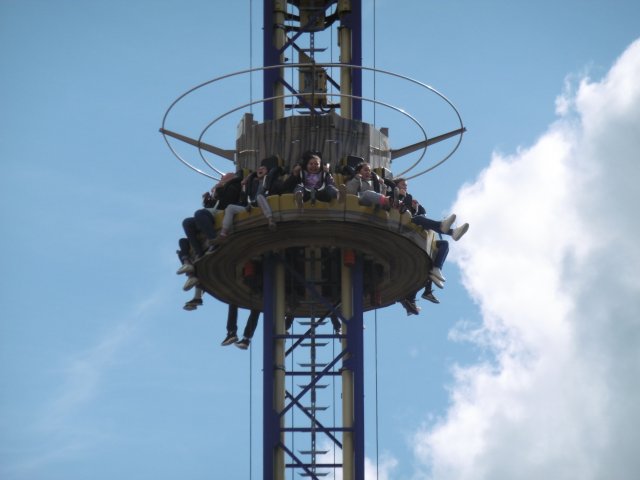 Wie Hoch Ist Der Freefall Tower Im Heidepark
