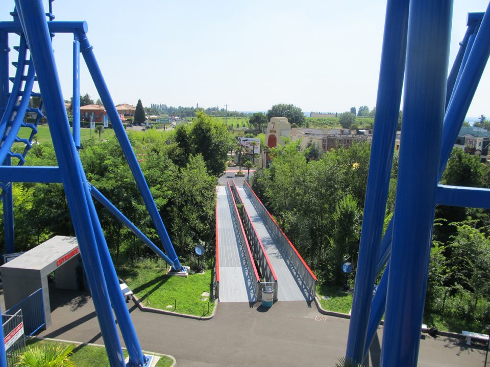 upic560290