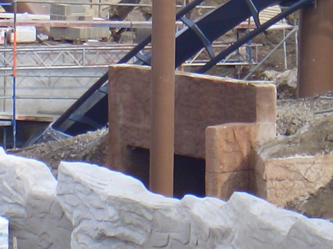 upic69805